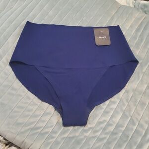 SPANX briefs